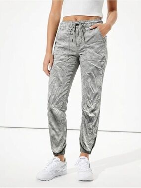 2/$25 American Eagle Super Stretch Grey Jegging Joggers